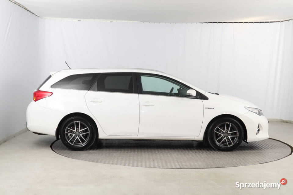 Toyota Auris Hybrid Zabrze