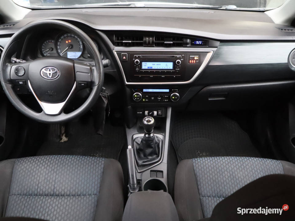 Toyota Auris 13 Dual VVTi Auris Katowice
