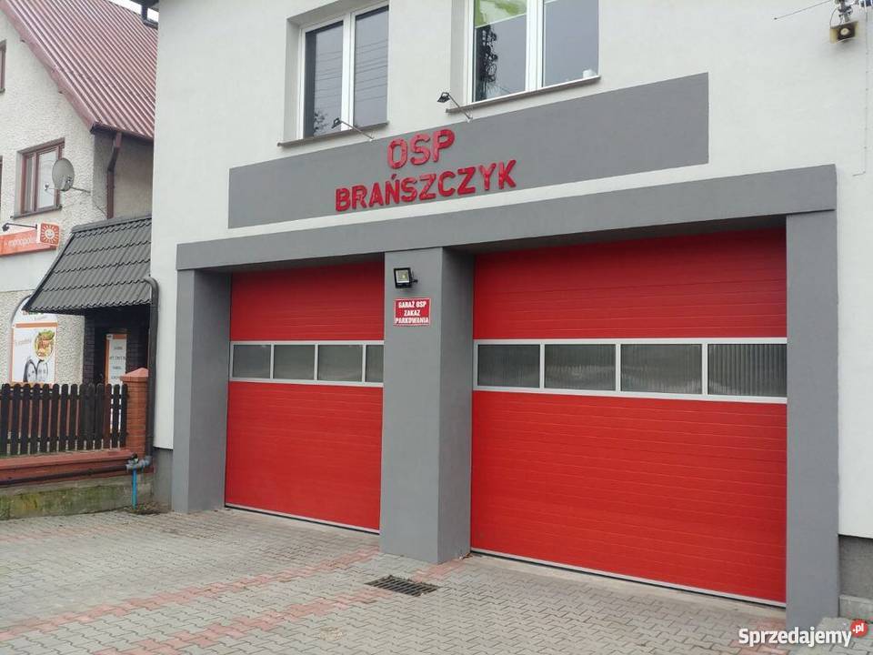 Brama Garażowa Segmentowa Uchylna Dwuskrzydłowa Pułtusk