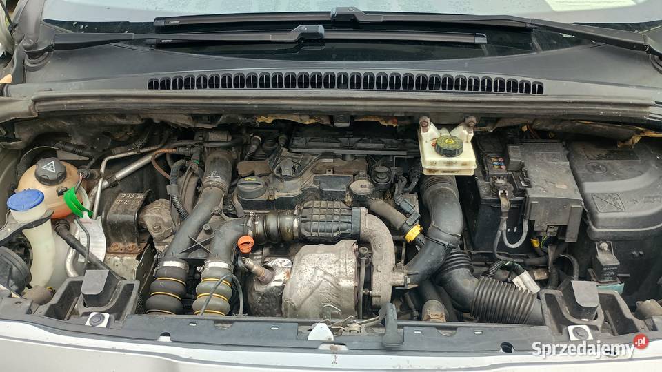 Peugeot 5008 7 osobowe 16 HDi manual kupiony w Polsce Katowice