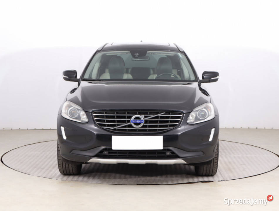 Volvo XC60 D5 nieuszkodzony Piaseczno sprzedam