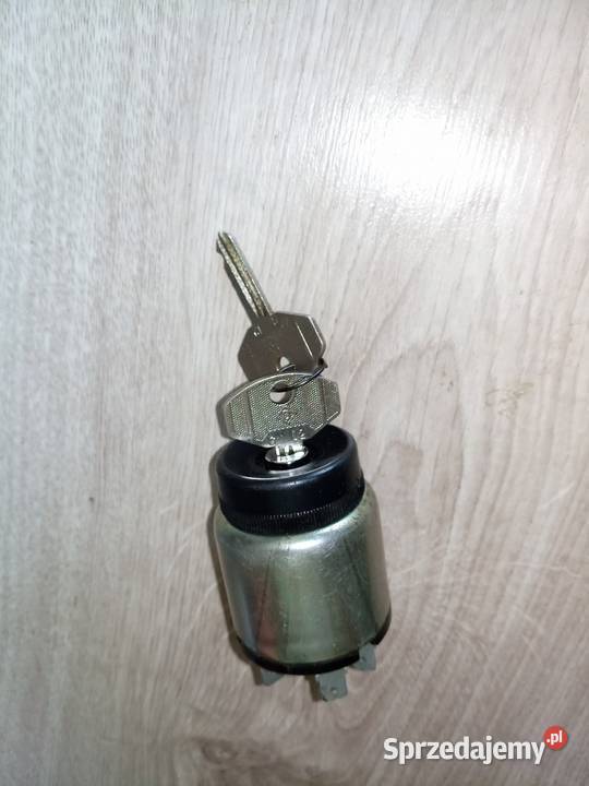 Fiat 125p stacyjka podkarpackie Stalowa Wola