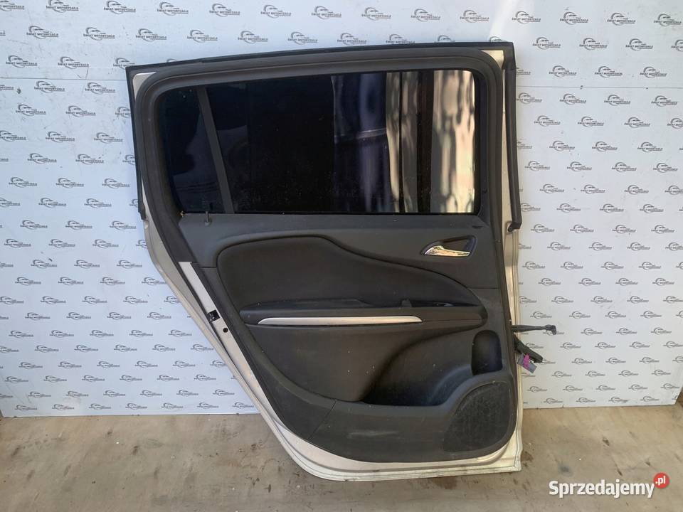 OPEL ZAFIRA C TOURER 12r drzwi lewe tył osobowe Kielce