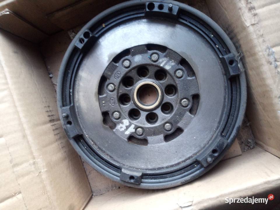 Dwumasowe koło zamachowe