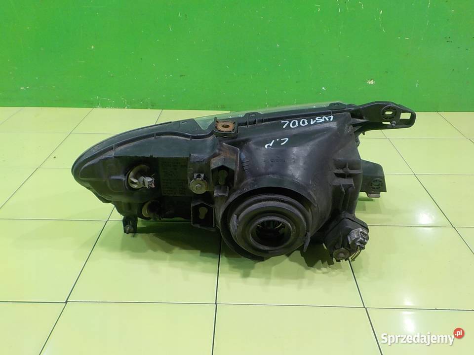 MITSUBISHI PAJERO III 35 B 01r 5D lampa lewa Suków sprzedam
