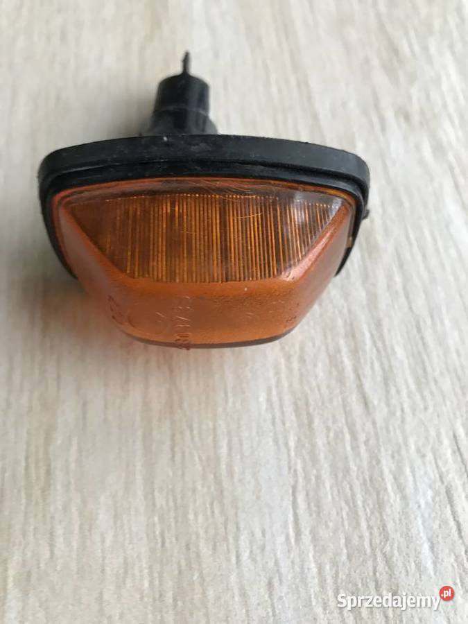 Kierunkowskaz FIAT 126p Będzin sprzedam