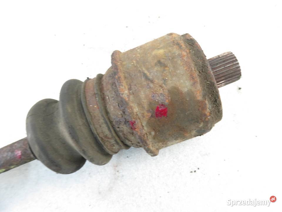 PÓŁOŚ LEWA TYLNA MERCEDES W123 300 D Półosie małopolskie