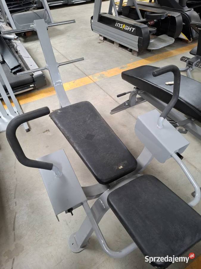 Przegubowa ławka na mięśnie brzucha Ab Crunch Wałcz