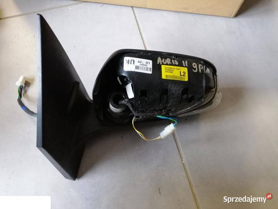 TOYOTA AURIS II 9 PIN LUSTERKO LEWA STRONA Kozubszczyzna sprzedam