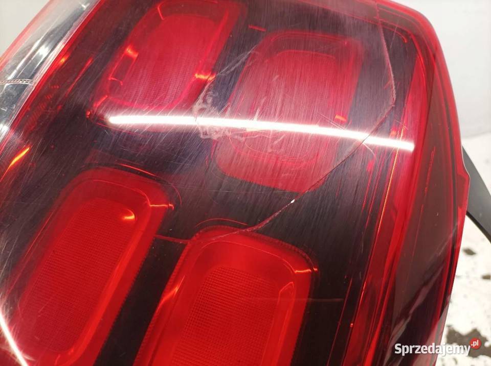 LAMPA TYŁ PRAWA EU USZKODZONA 265505695R Dacia świętokrzyskie