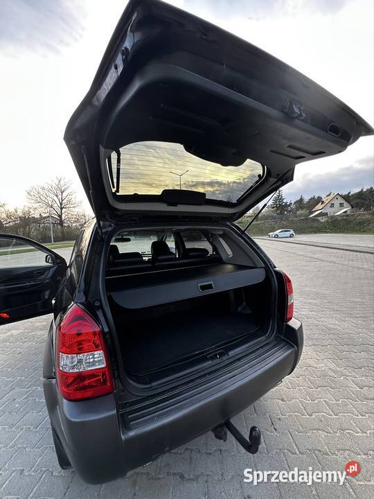 Hyundai Tucson 20 CRDI 2007r 2 komplety kół rury Rok produkcji 2007 Brzóza Królewska