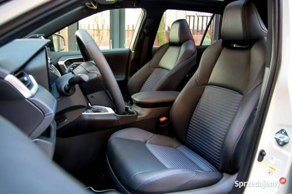 Toyota RAV4 Executive 218 Hybryda Systemy bezp