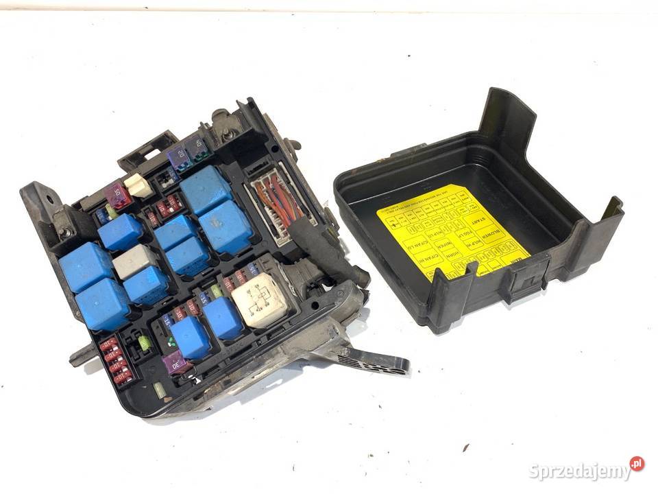 SKRZYNKA BEZPIECZNIKÓW KIA CEED 912071H240