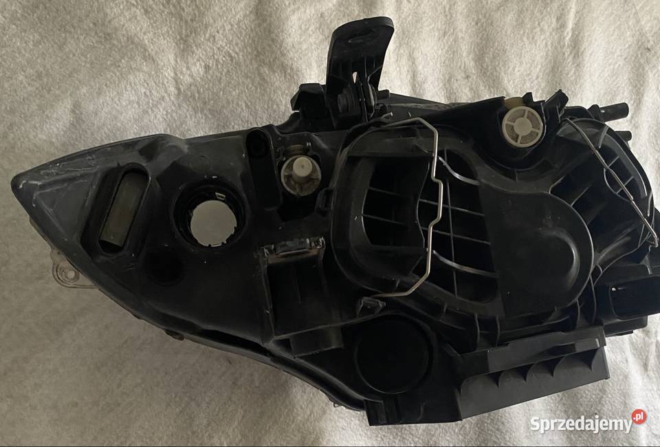 Lampa lewy przod bmw 1 E81 E82 E87 valeo europa Jasienica