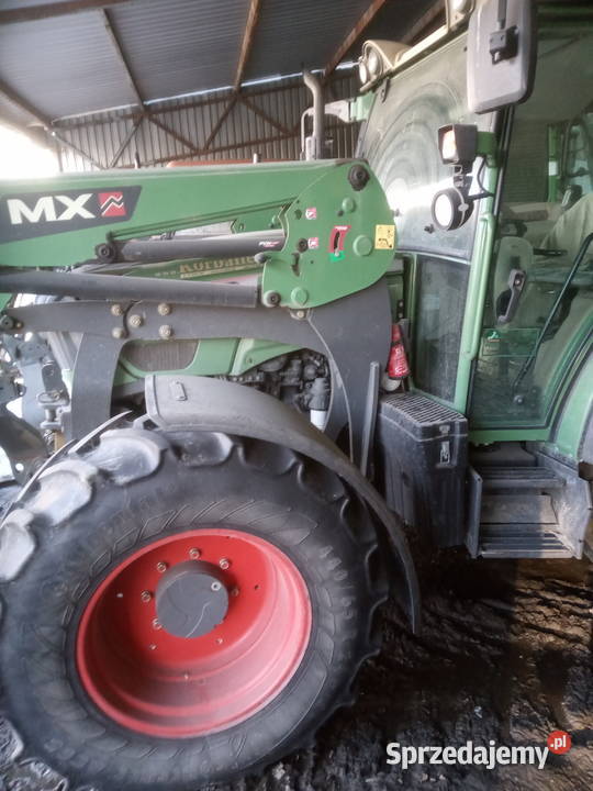 Ciągnik Fendt 211 krajowy Dubów