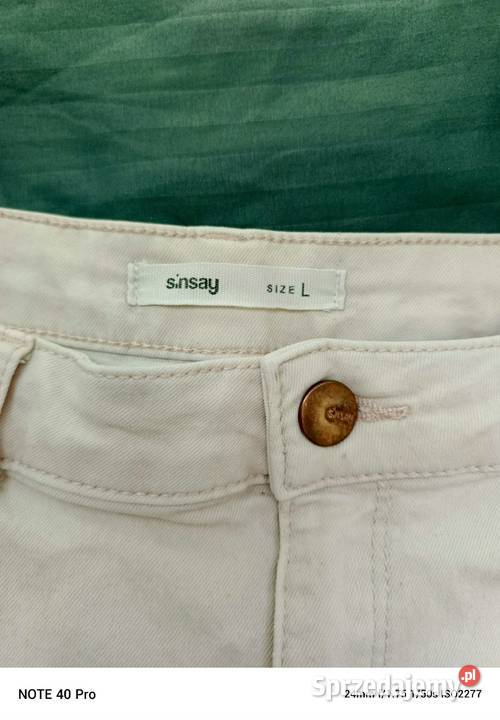 Sinsay Kremowe spodnie jeansoweRozmiar L Wejherowo