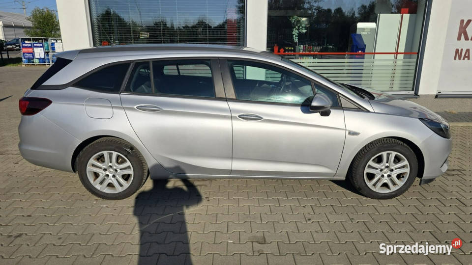 Opel Astra Mały Przebieg Obtarty Bok K 20152021 Rok produkcji 2020 mazowieckie Karczew