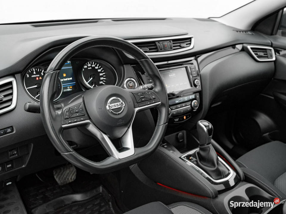 Nissan Qashqai NO6233W13 DIGT NConnecta DCT światła LED Pępowo sprzedam
