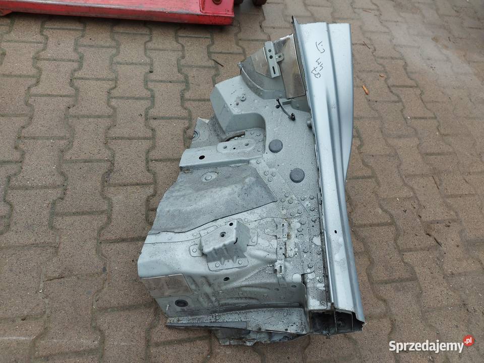 Audi Q7 II Nadkole próg tył lewy LM7P