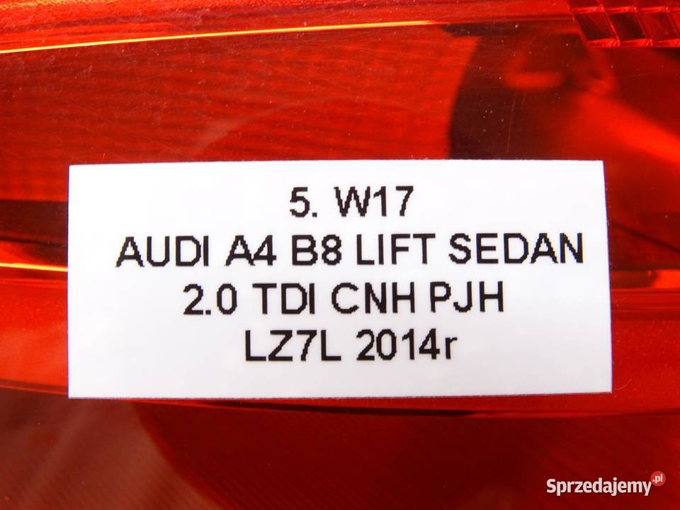 LAMPA LEWA LEWY TYŁ W BŁOTNIK AUDI A4 B8 SEDAN