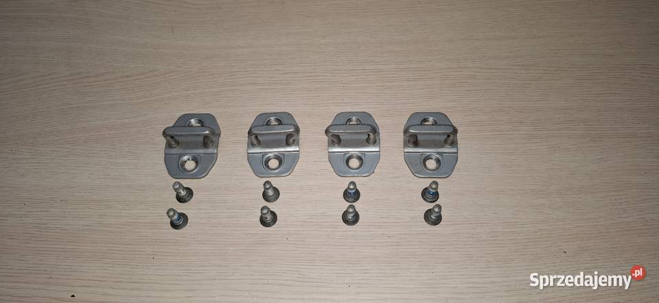 Rygle drzwi Mercedes W204 Sandomierz sprzedam