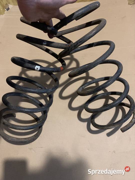Sprężyny amortyzatora przód BMW e23