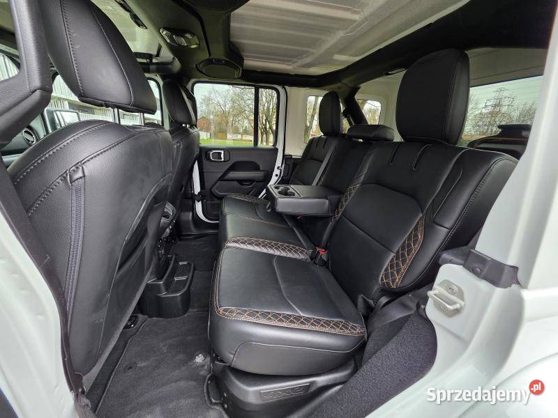 Sahara High Altitude 20l 4xe PluginHybrid Rok produkcji 2023 mazowieckie Warszawa