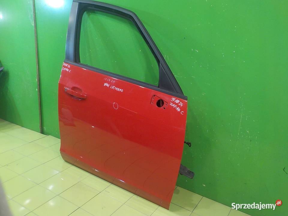 OPEL ZAFIRA C 20 CDTI AUT 13r 5D drzwi prawe