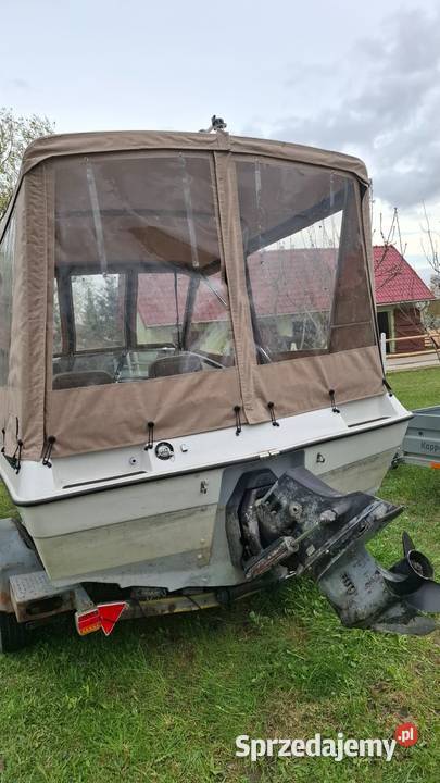łódź motorowa 52 m z silnikiem Ford OMC 23 litra Węgielsztyn