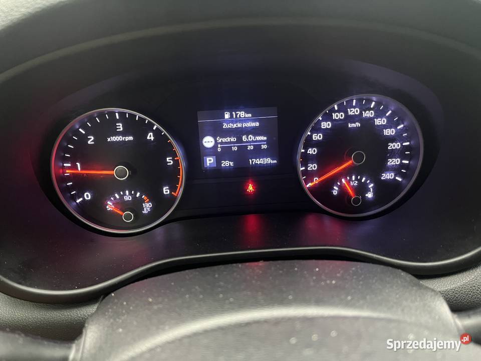 kIA SPORTAGE 16 CRDI E6 136 AUTOMAT diesel podlaskie Choroszcz