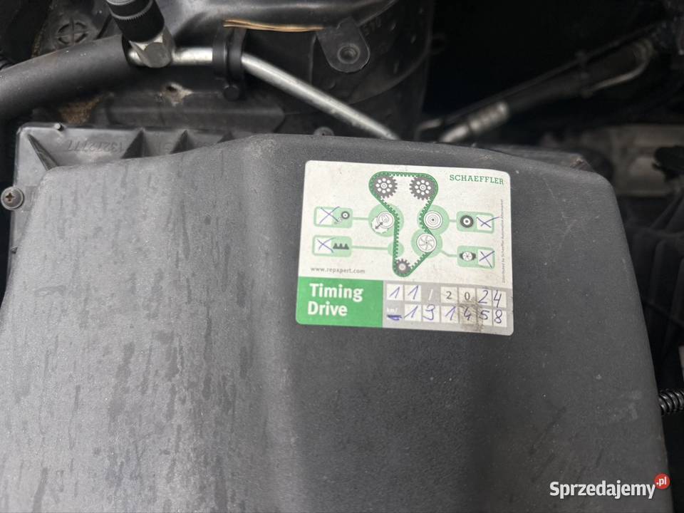 Zadbana 17 cdti nowy rozrząd dwumas opony centralny zamek Grabówka