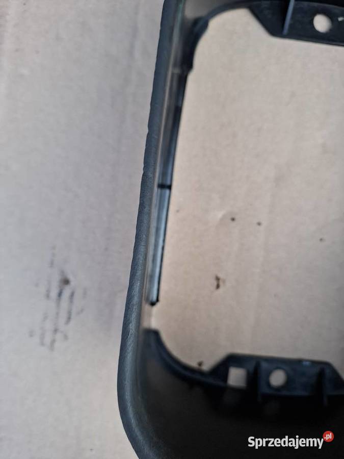 Wewnętrzne plastikowe ramki reflektorów Strzelce Opolskie