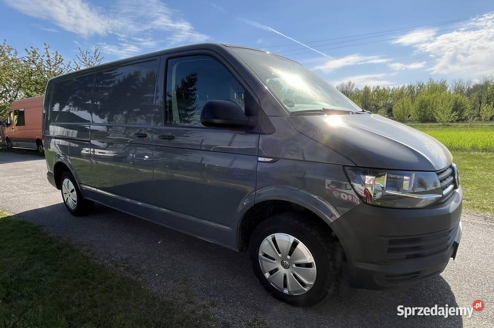 Volkswagen Transporter T6 Long 20 TDI manualna Poddębice