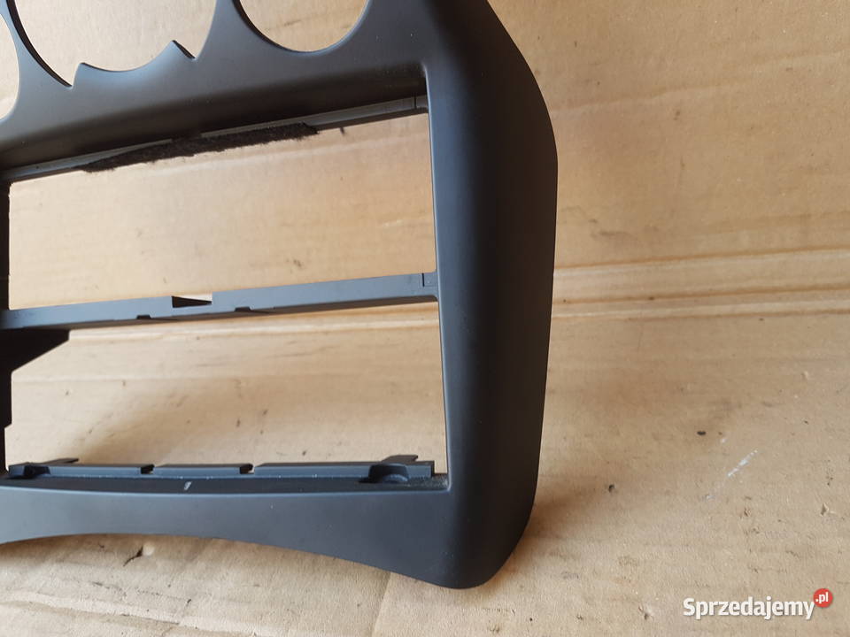 Citroen C3 Picasso lift ramka panel radia panelu osobowe dolnośląskie Legnica