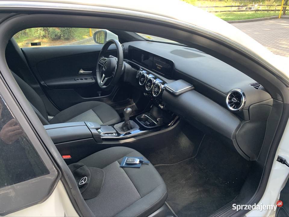 CLA 180 Progresive ASO Merc Salon gniazdo AUX Piła