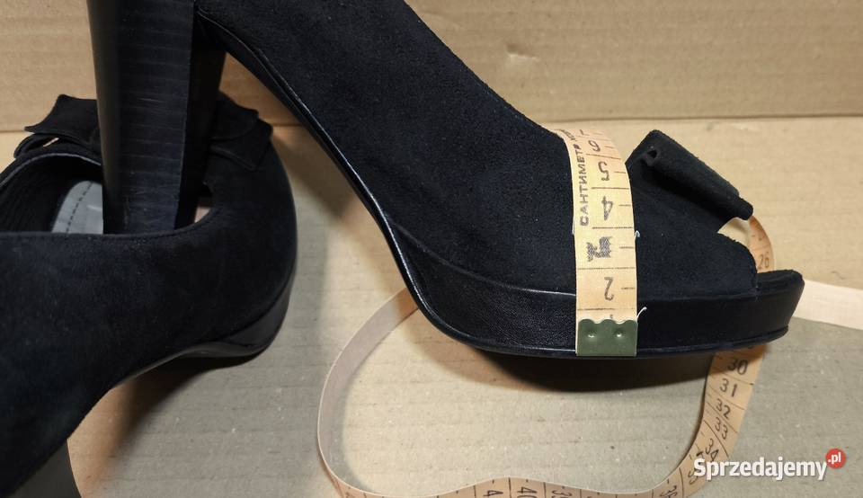 Czółenka 36 Lasocki skórzane nowe czarny Pabianice