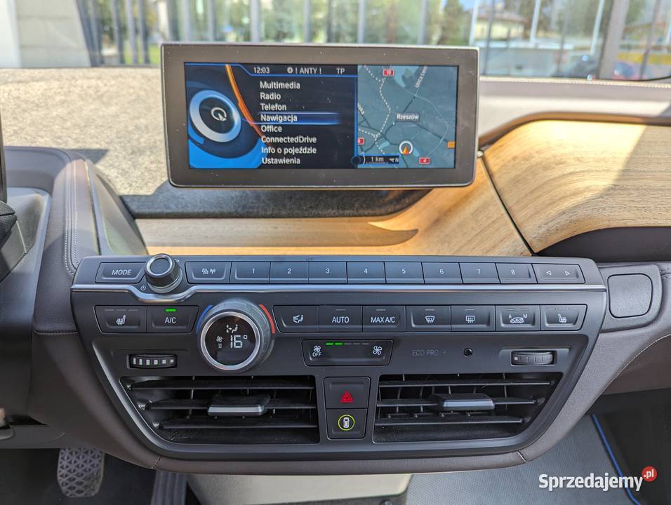 BMW i3 elektryczny BOGATA WERSJA nowe opony nowe sprzedam