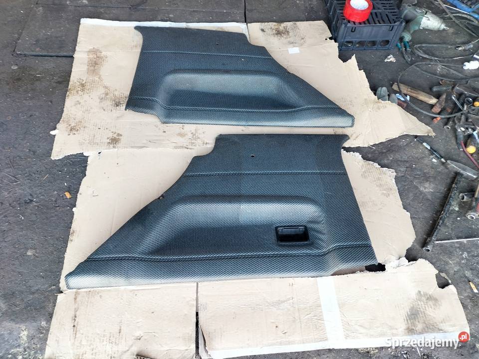 GOLF 2 3D BOCZKI TYŁ TYLNE Kamień-Kolonia