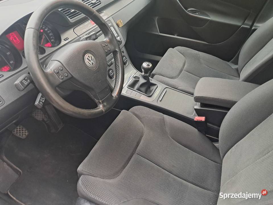 Śliczny VW Passat 19 TDI Sedan2008