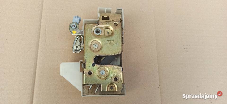 Ford Fiesta Mk4 MK3 Zamek lewy przód Klamka Części samochodowe dolnośląskie Bolesławiec