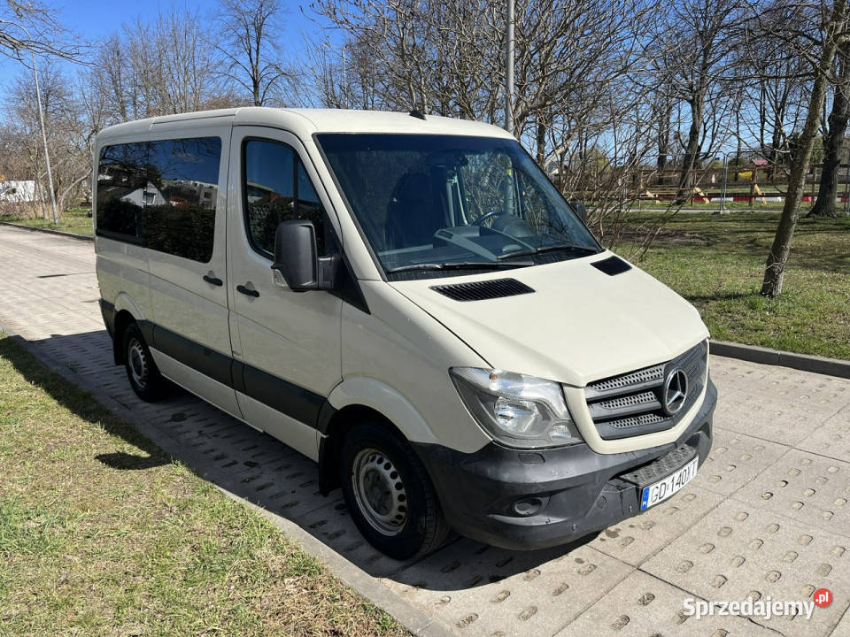 Mercedes Sprinter Mercedes Sprinter 9 OS VAT23 światła przeciwmgielne pomorskie