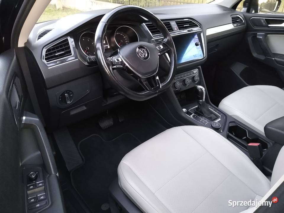 Volkswagen Tiguan 20 4x4 SUV Warszawa
