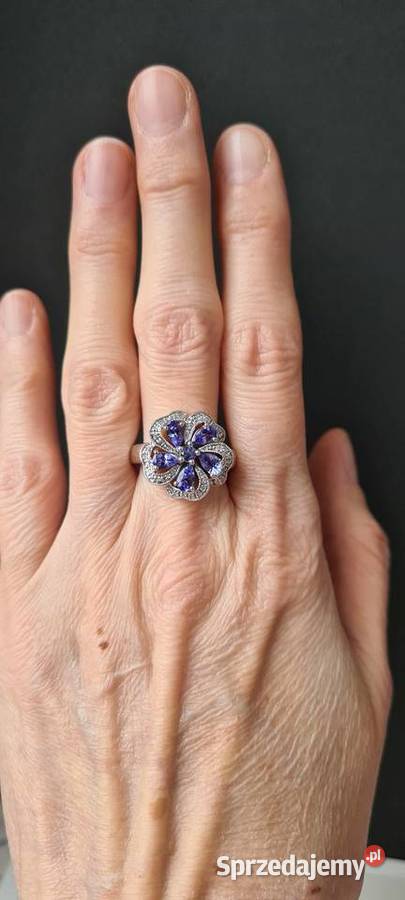 Srebrny pierścionek z tanzanitami i diamentami Pierścionki mazowieckie Otwock sprzedam