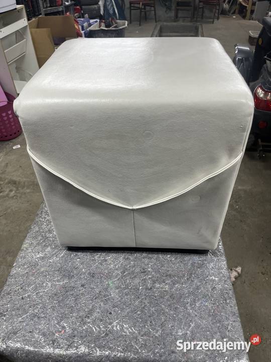 Pufa Biała Podnóżek 45cm Jarocin sprzedam