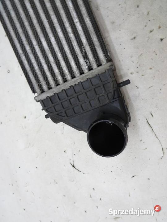 INTERCOOLER OUTLANDER III 22 DID