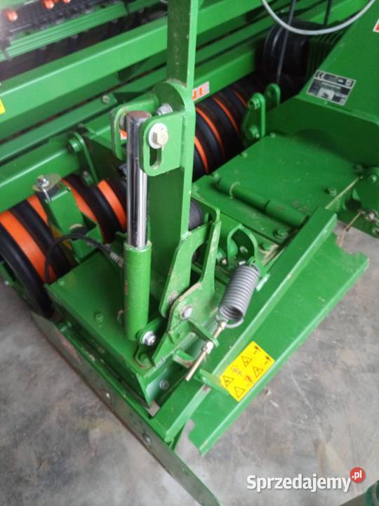 Agregat uprawowosiewny Amazone AD3000 brona