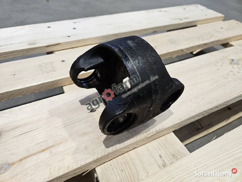 Łącznik półosi FWD John Deere 6195R 6195M Byków