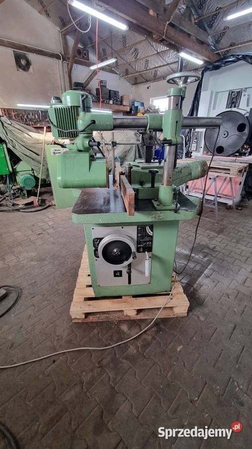 Frezarka dolnowrzecionowa LUREM T50 Karsin