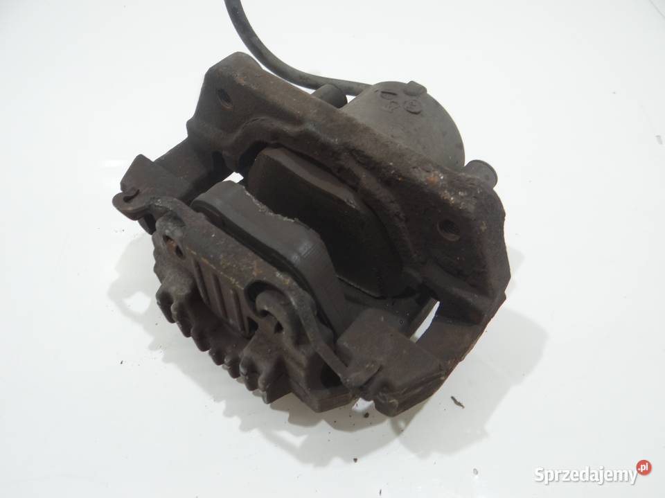 ZACISK HAMULCOWY PRAWY PRZÓD BMW E60 E61 M54 osobowe Strzyżewice sprzedam