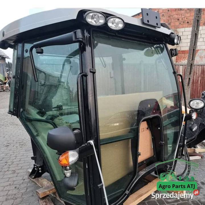 Kabina kompletna Massey Ferguson 7618 Ciechanowiec